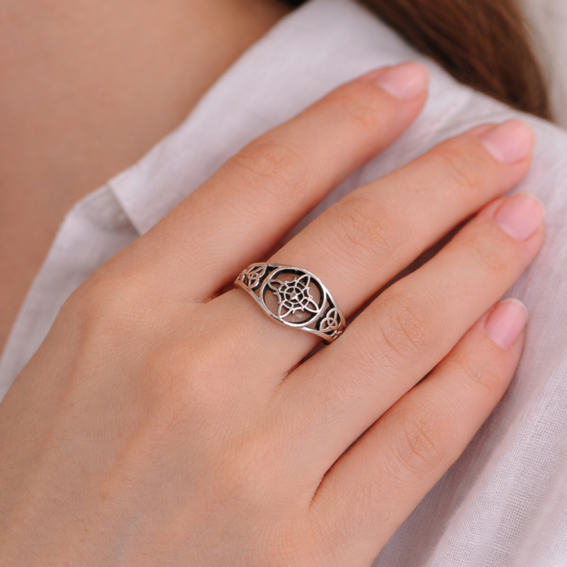 Anillo Ajustable Nudo de Bruja Plateado - Acero Inoxidable (Mod 6)