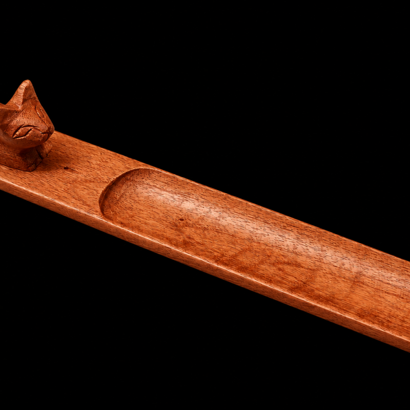 Incensario de Madera con Gato
